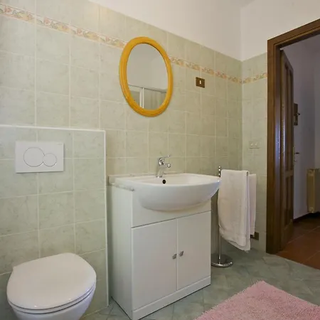 Dom wakacyjny Casa Ornella *